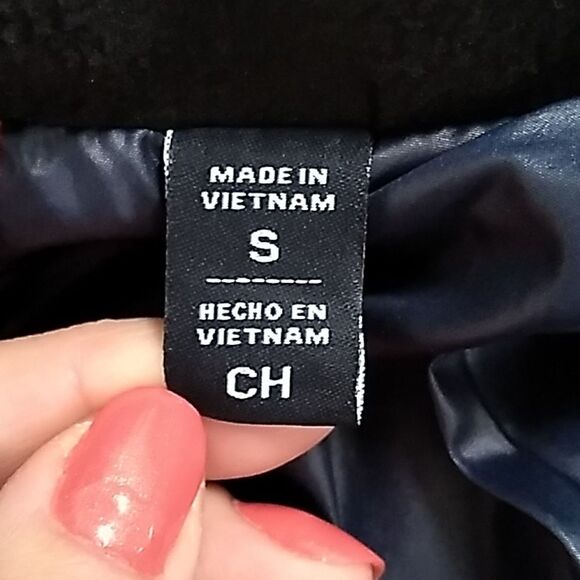 Tommy Hilfiger NWT Men's Black Shine Hooded Puffer Coat. Size Small - Picture 13 of 16